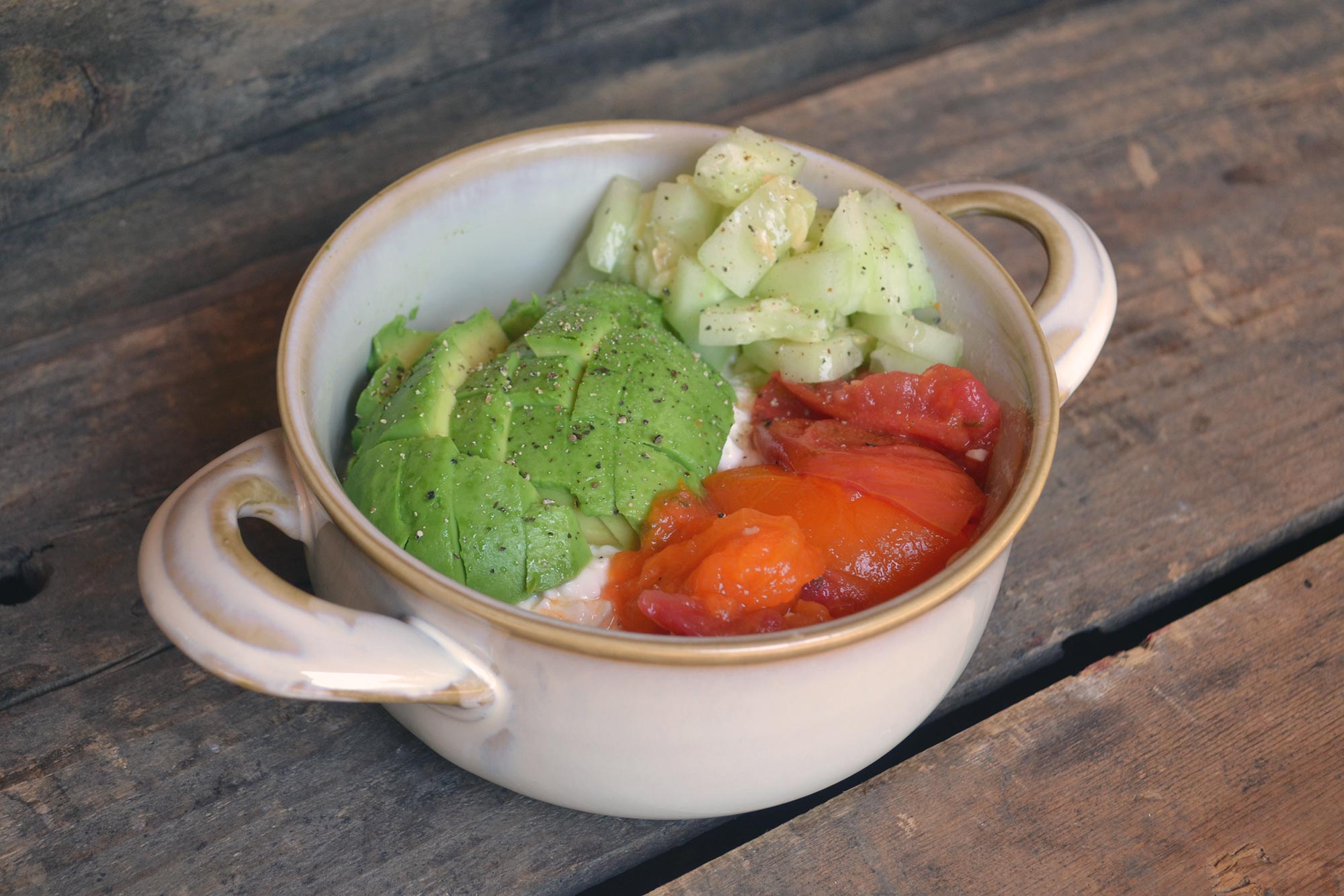 Avocado Cottage Cheese Snack