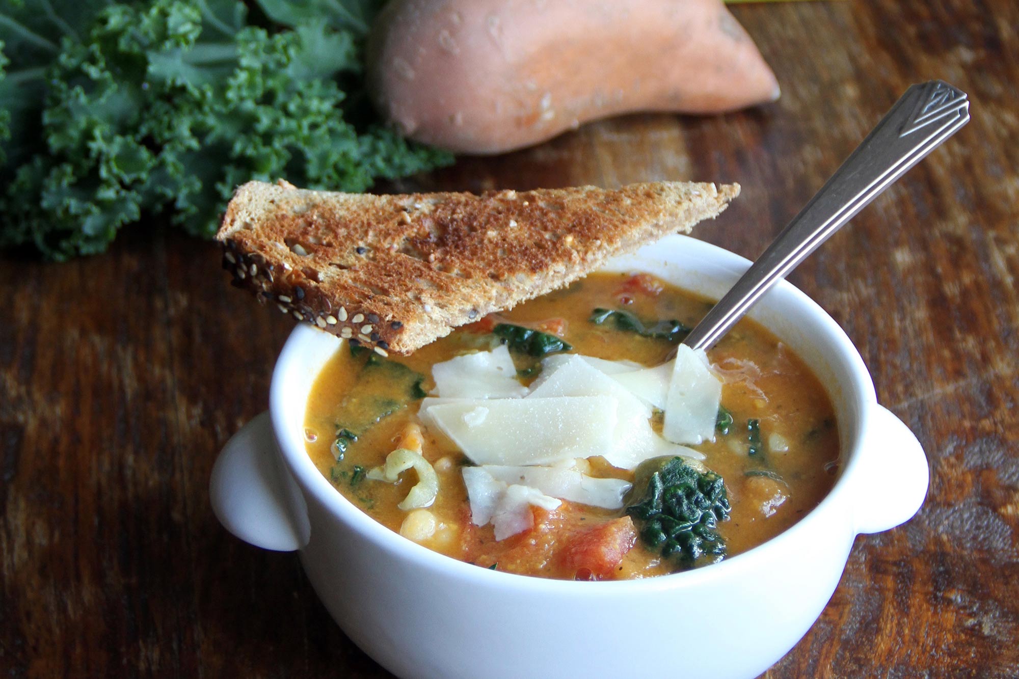 Sweet and Spicy Vegetable Pasta Stew