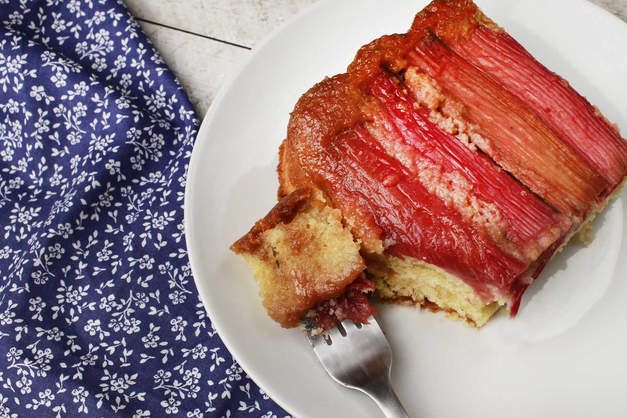 Rhubarb Upside Down Cake 
