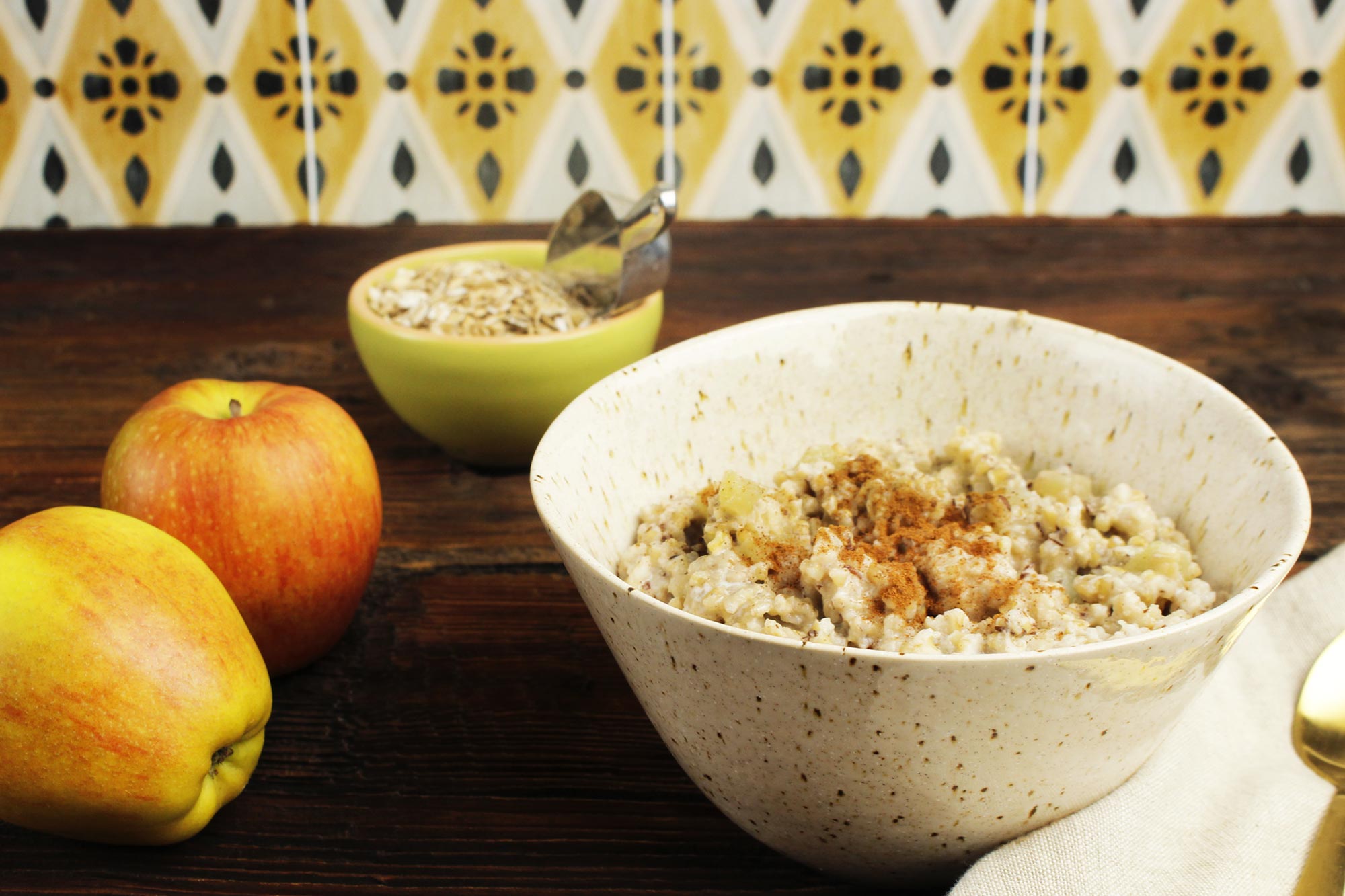 Steel Cut Oatmeal with Apples and Cinnamon